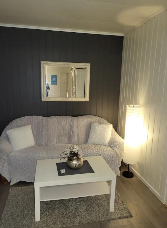 Koselig Leilighet I Narvik Sentrum 5 Soveplasser Gratis Parkering Og Gratis Internett 외부 사진